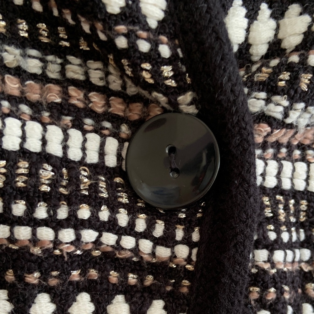 Black and White Patterned Cardigan Chico’s size 2 - Picture 8 of 10